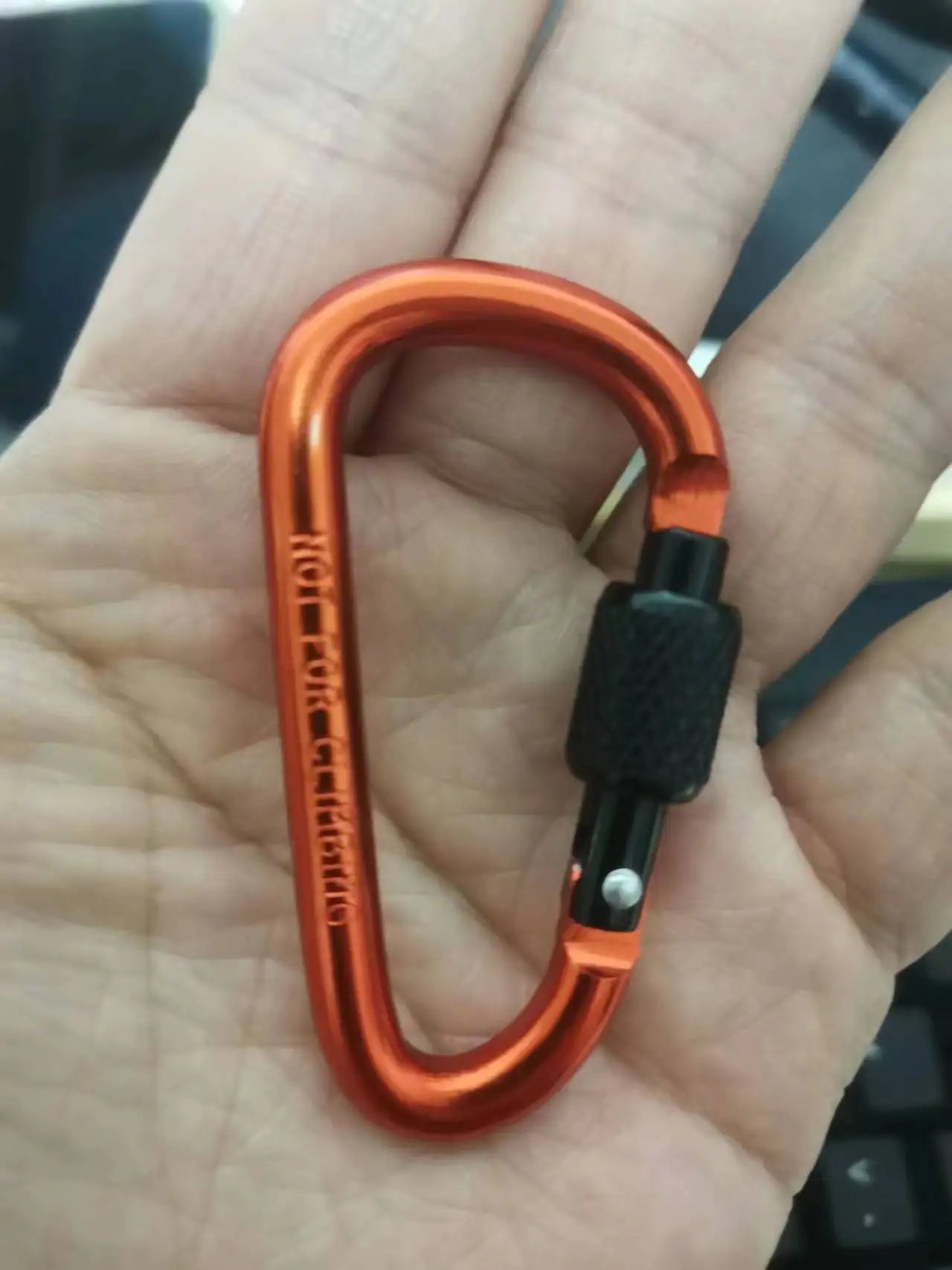 DuraLock™ Tactical D-Carabiner
